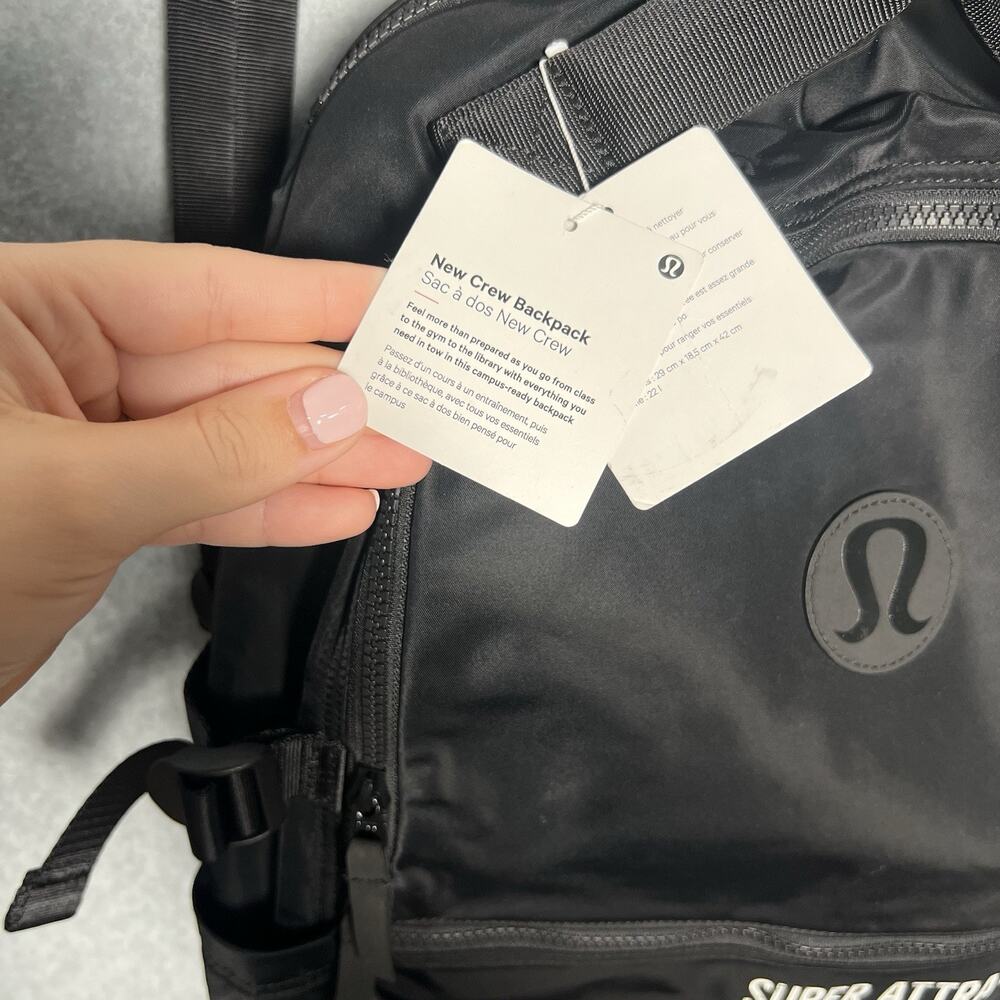 LULULEMON New Crew Backpack 22L Black New With Tags - Picture 4 of 5
